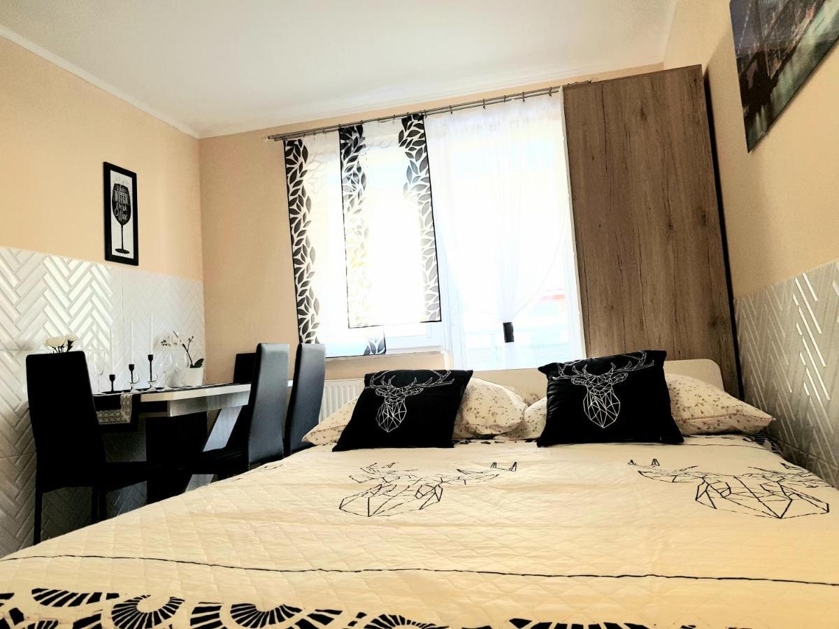 Apartment Glamour Downtown Balcony Красков Екстериор снимка
